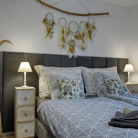 Apartament Pod Jalowcem 2 Gory Sowie דירה *